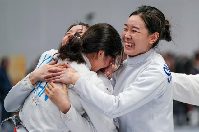 1722043890295085436.jpg 九游体育登录入口-首个金牌日前瞻:射击国手冲首金,游泳大战惹人眼