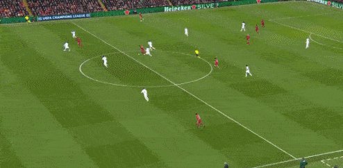 1677010448378084916.gif 九游体育官网-【欧冠】门将互相送礼,皇马两人双响,利物浦2-5皇马