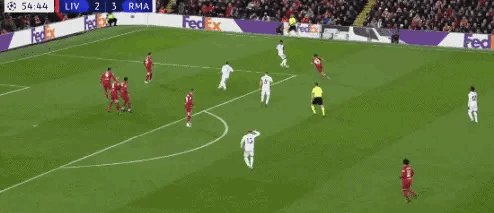 1677014538888011649.gif 九游体育官网-【欧冠】门将互相送礼,皇马两人双响,利物浦2-5皇马