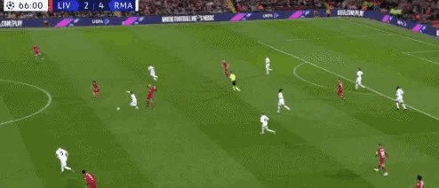 1677015207308026213.gif 九游体育官网-【欧冠】门将互相送礼,皇马两人双响,利物浦2-5皇马