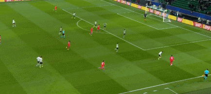 九游体育官网-巴黎客场1-2遭葡萄牙体育绝杀，路易斯-苏亚雷斯梅开二度