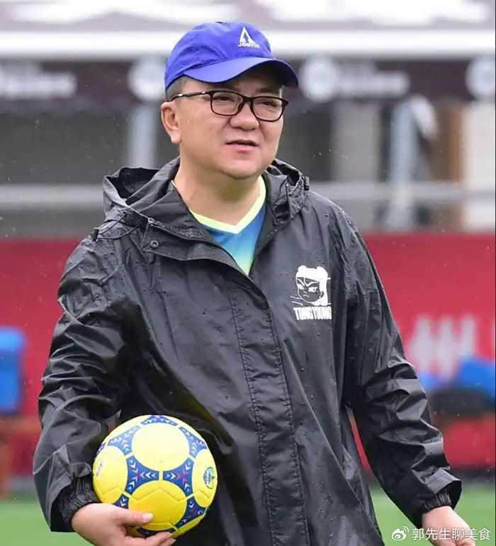 董路要进军成人足球！是瞎折腾，还是补中国足球最大窟窿？|级别|中国男足|青训|职业|球队_新浪体育_新浪新闻