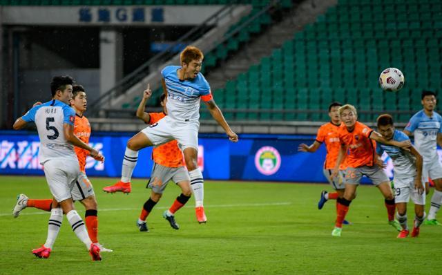 九游体育官方入口-范加斯特故技重施阻击深足连胜 积分榜占有利位置