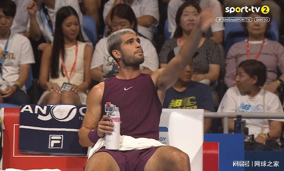 九游体育登录入口-阿卡怒批25秒计时痛斥裁判死守规则，莱巴金娜回应混双咸猪手事件