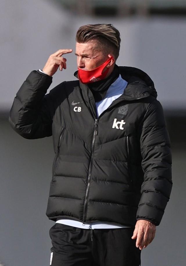 九游体育登录入口-韩国女足主帅决心冲击奥运：让我们下月改写历史！