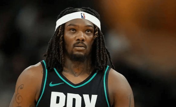 九游体育登录入口-快船104-114负开拓者五连胜终结伦纳德沉默离场，加兰成防守软肋