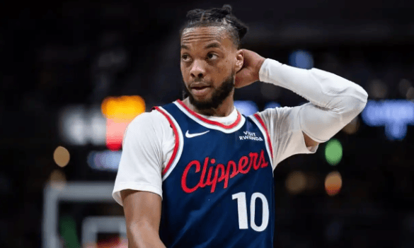 九游体育登录入口-快船104-114负开拓者五连胜终结伦纳德沉默离场，加兰成防守软肋